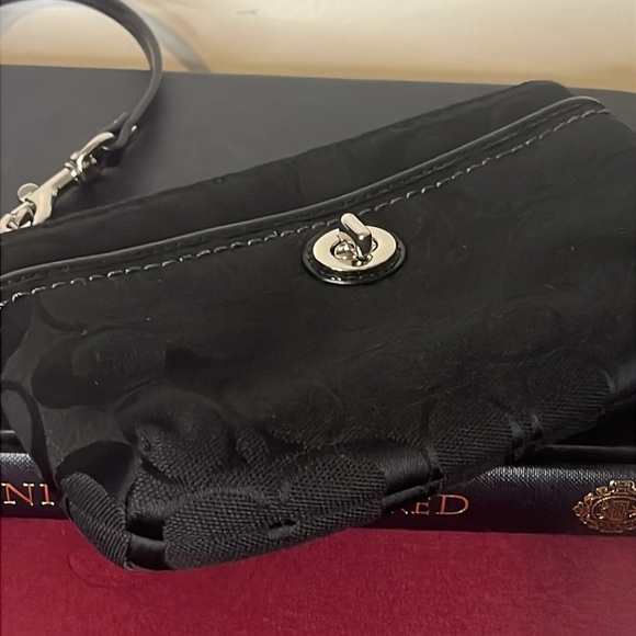 Coach Black Monogram Canvas Turn Lock Wristlet with Patent Leather Trim - Picture 2 of 11